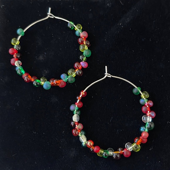Stainless steel handmade earrings with glass beads. - Picture 1 of 1